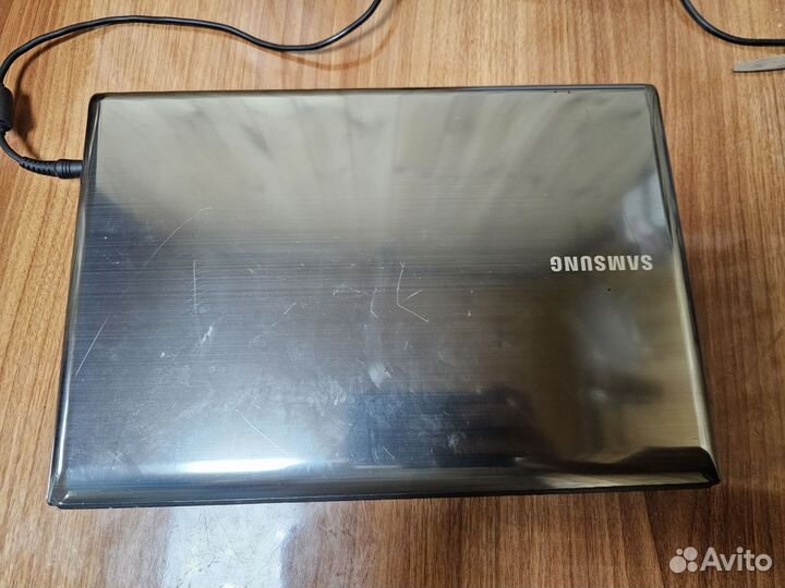 Ноутбук Samsung R425