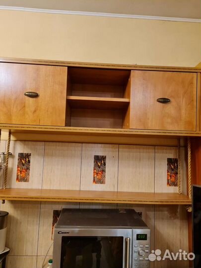 Полка настенная навесная