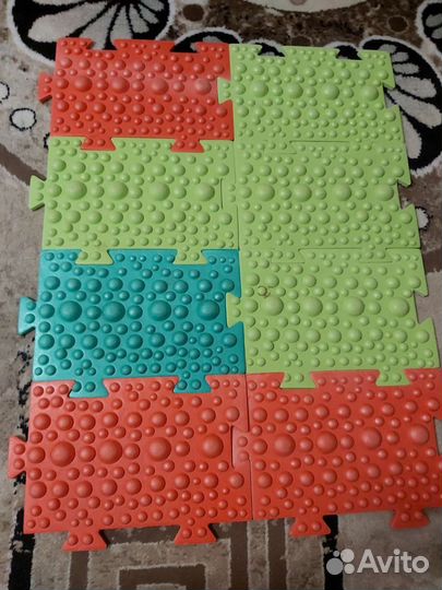 Два ортопедических массажных коврика