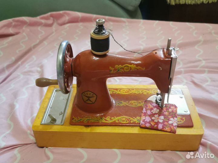 СССР Детская Швейная Машинка
