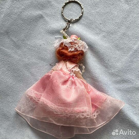 Фарфоровая кукла