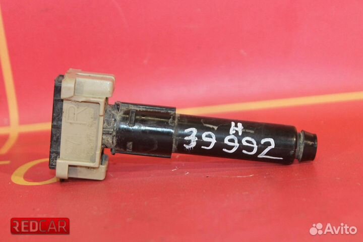 Форсунка омывателя фары прав Toyota Land Cruiser P