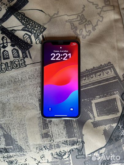 iPhone 11, 128 ГБ