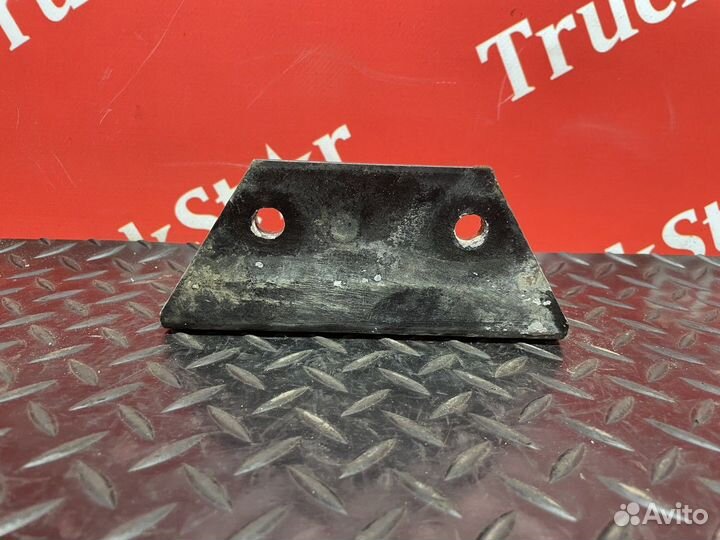 Кронштейн подушки передней заднего моста