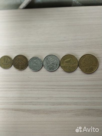 Набор иностранных монет