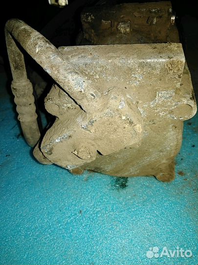 Компрессор кондиционера Форд Фокус1,2.0,АКПП 2000г