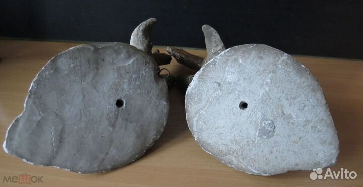 Старинный парный настенный барельеф