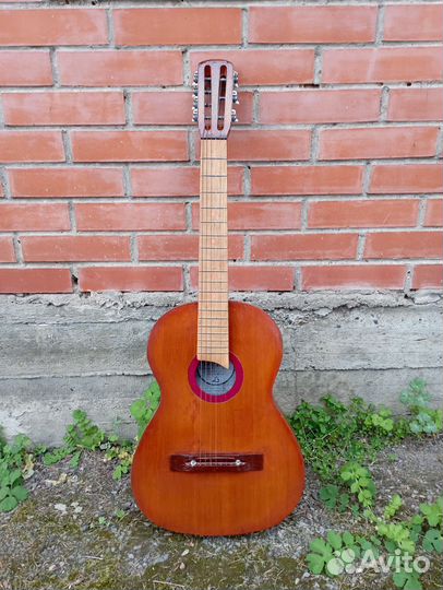 Гитара классическая