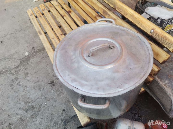 Кастрюли алюминиевые 50 и 30 литров