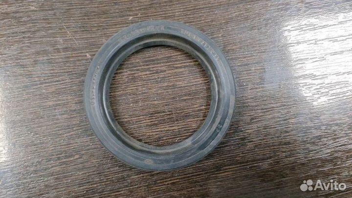Сальник полуоси Газ 2410