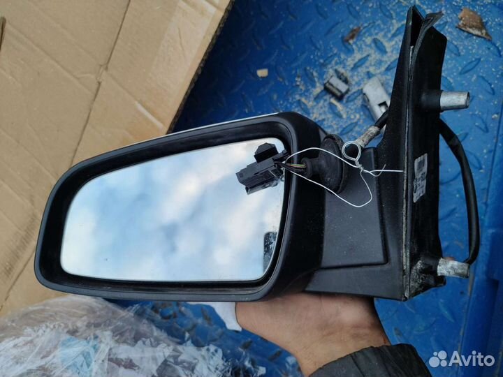 Зеркало opel zafira b