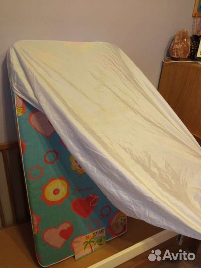 Детская кровать IKEA с матрасом