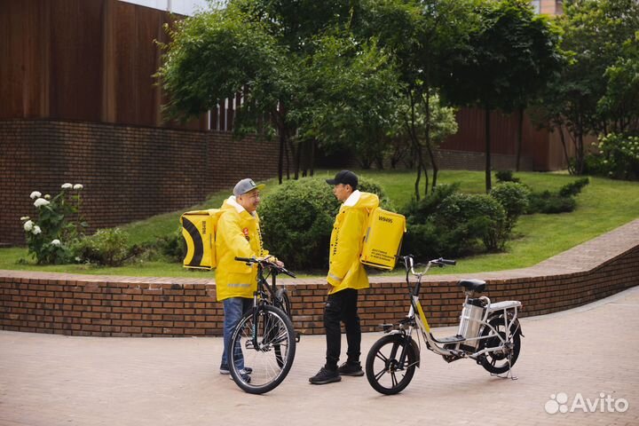 Курьер (пешком) РФ/18+