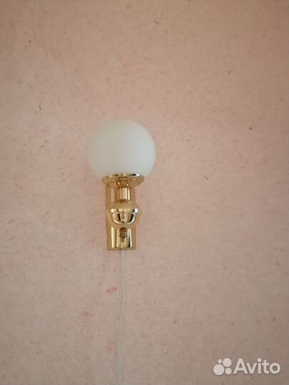Светильник настенный