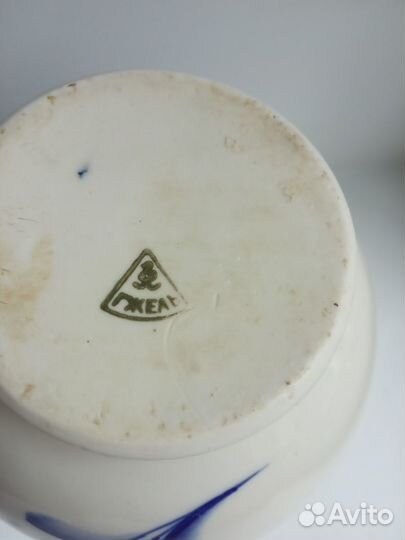 Изделия Гжель СССР (кувшин, ваза, конфетница)