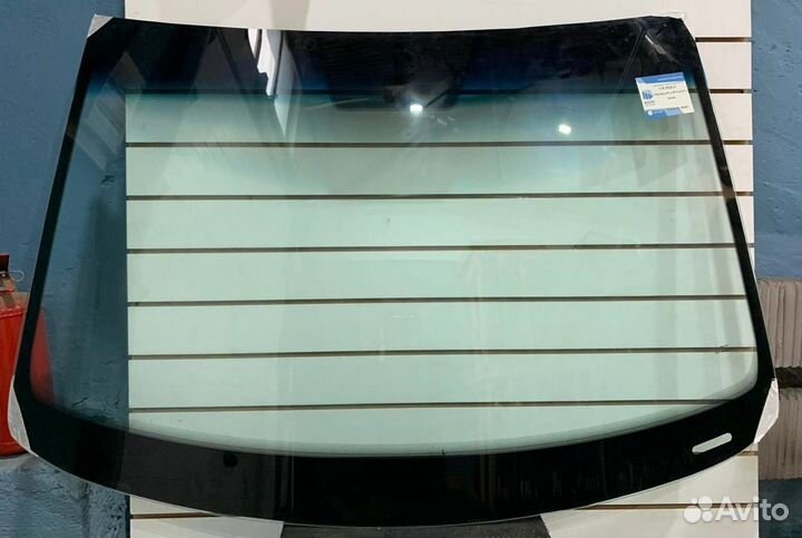Лобовое стекло на Фольксваген Поло с подогревом