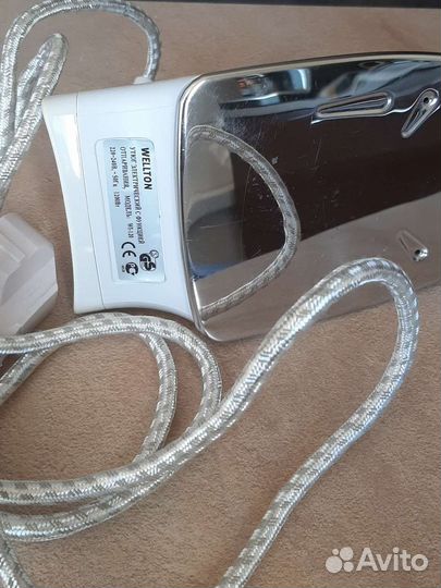 Утюг Wellton новый