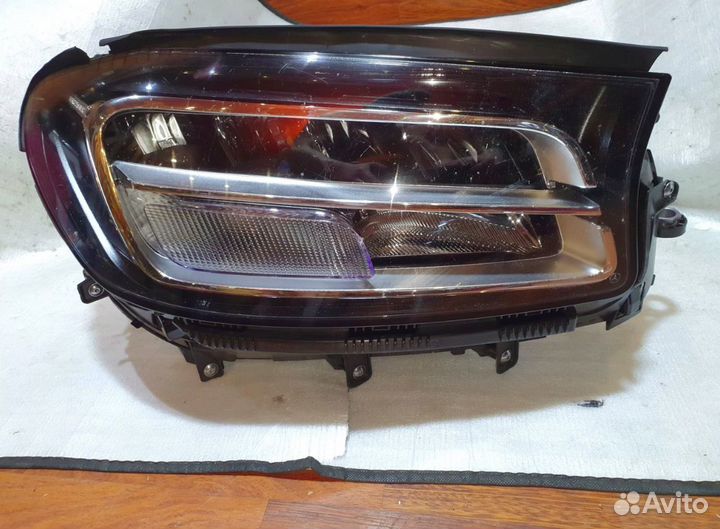 Mercedes GLS GLS450 V167 правая фара Led