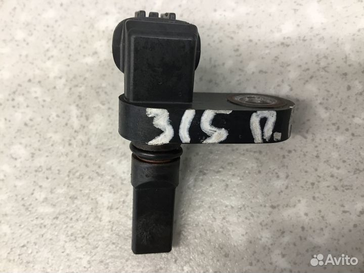 Датчик ABS передний правый Toyota Land Cruiser (12