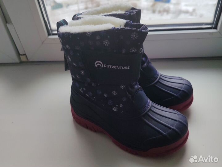 Сапоги для девочки новые