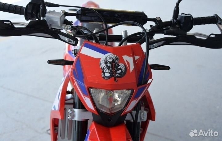 Эндуро Гюрза.Водяного охл.300сс.30сил.Доставка РФ