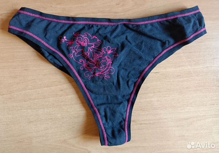 Трусы женские стринги. L 104