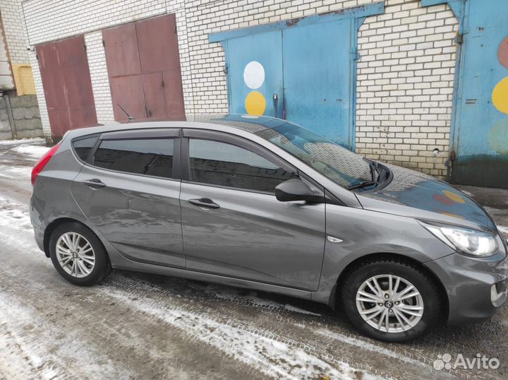 Hyundai Solaris 1.4 AT, 2011, 171 000 км