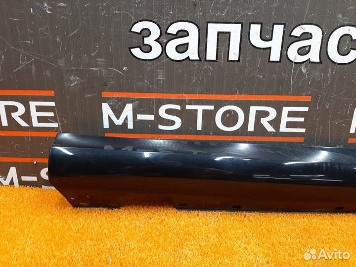 Накладка на порог правая Mercedes-Benz E-Class