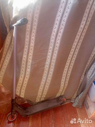 Трюковой самокат