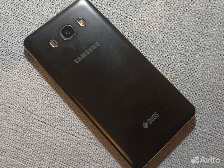 Телефон Samsung J5 (2016)