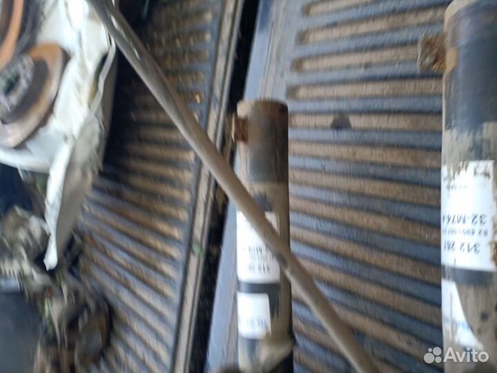 Jetta 6 стойка амортизатор передний sachs