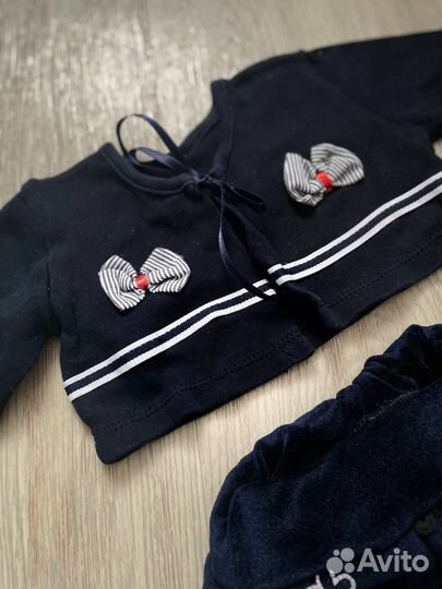 Вельветовый костюм на девочку до полутора лет