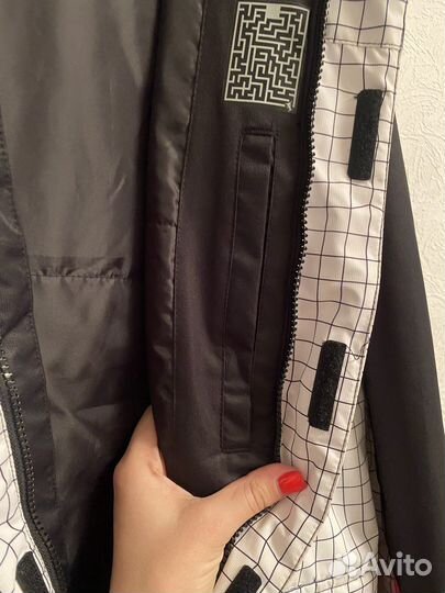 Куртка сноубордическая