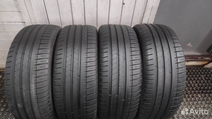 Michelin Pilot Sport 3 235/45 R19 99W