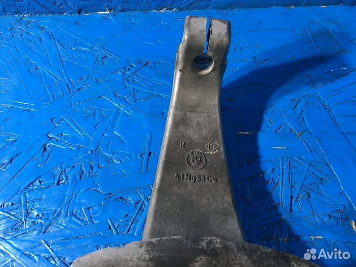 Цапфа/кулак поворотный передний правый BMW 6-Series/M6