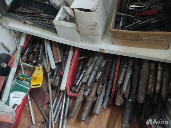 Метчики, плашки, сверла, фрезы СССР