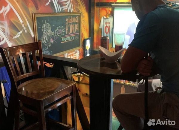 Готовый бизнес Уютный бар для проведения трансляци