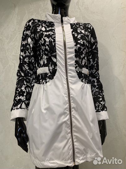 Красивый плащ Италия новый размер XS/S