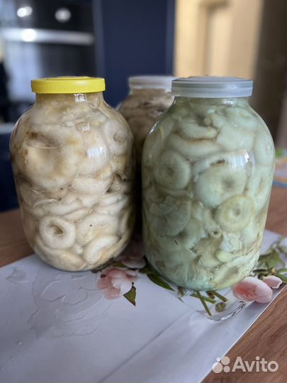 Грузди белые соленые