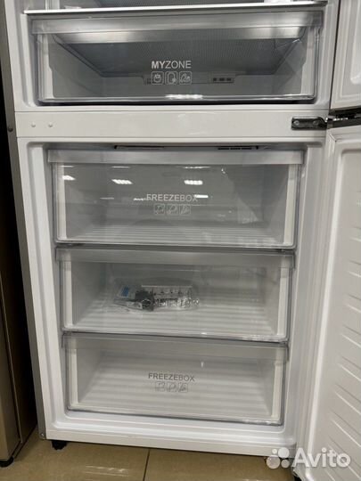 Холодильник Haier C4F744CMG