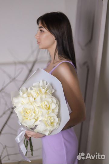 Букет из 5 шт белых французских роз