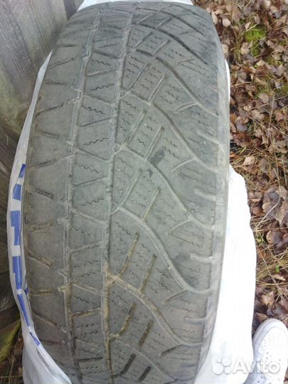 Michelin Latitude Cross 215/65 R16