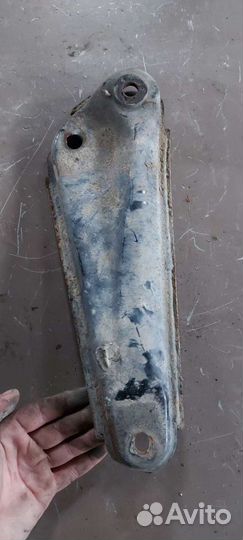 Рычаги задние на Nissan Fuga