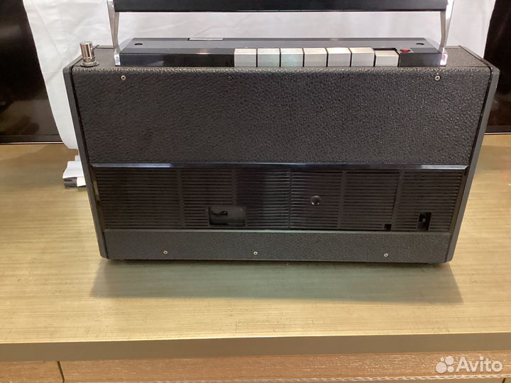 Grundig 1000