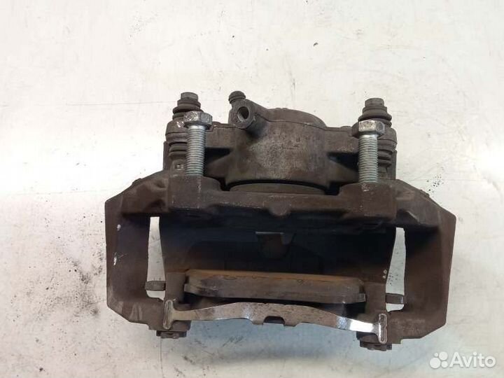 Суппорт тормозной передний правый Mercedes-Benz