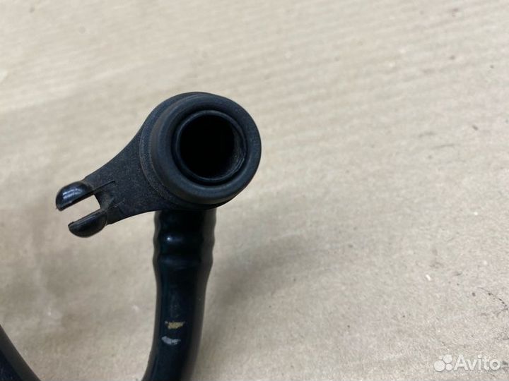 Патрубок впускной системы Vw Golf MK5 BLF 2006