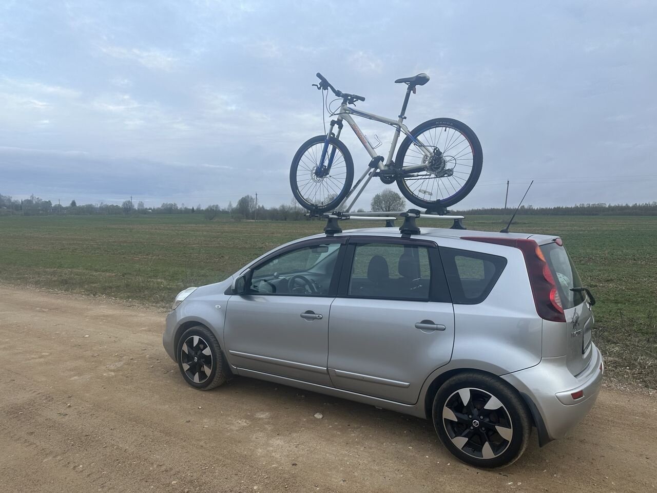 Nissan Note: фото владельца
