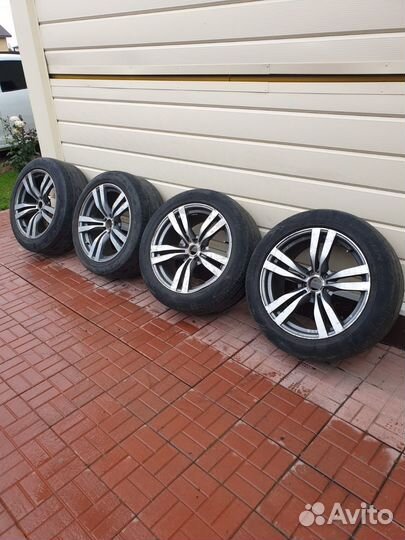 R20 Pirelli Scorpion Verde SUV 285/45, PCD 5x120 DIA 72.6