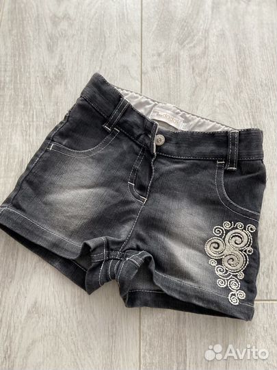 Джинсовые шорты
