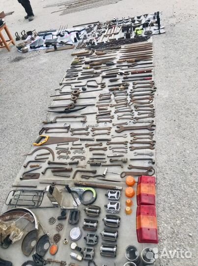 Тяпки,лопаты,грабли,цепи